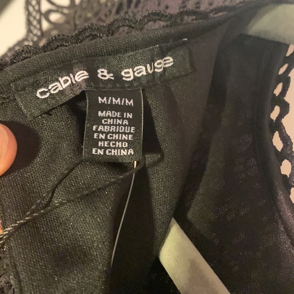 Cable & Gauge women's top - Picture 4 of 4